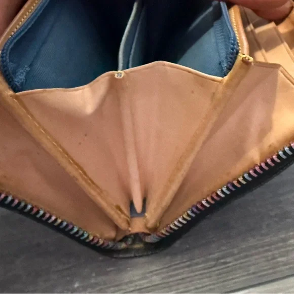 Dooney and Bourke Black Multicolor Logo Wallet - Picture 5 of 8